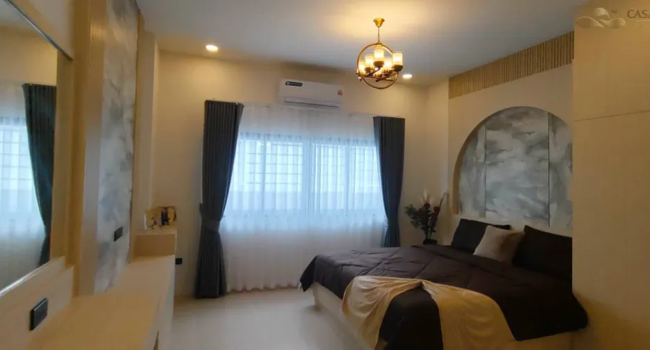 For sale 3 ベッドルーム villa in Bang Lamung, Chonburi