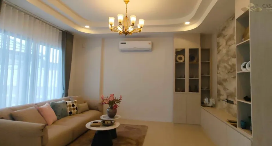 For sale 3 ベッドルーム villa in Bang Lamung, Chonburi