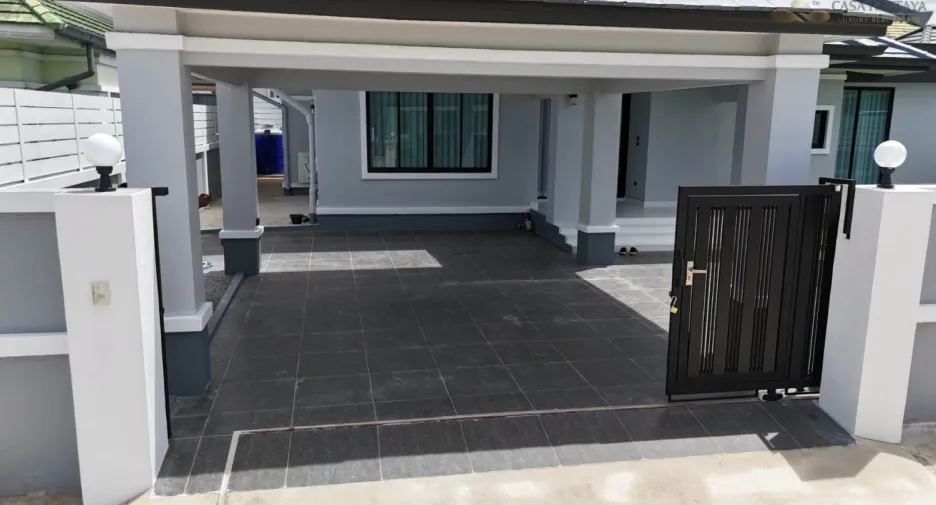 For sale 3 ベッドルーム villa in Bang Lamung, Chonburi