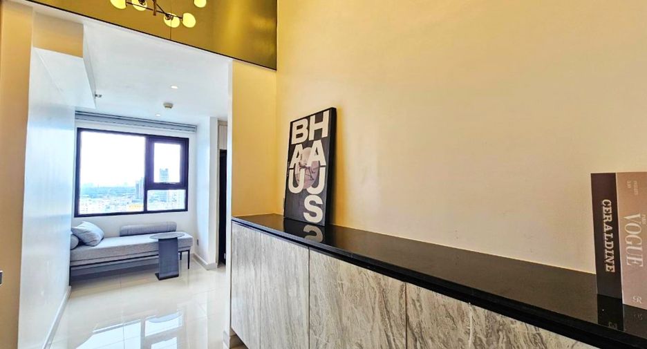 For rent 2 ベッドルーム condo in Sathon, Bangkok