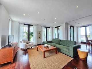 For rent 4 bedrooms condo in Sathon, Bangkok