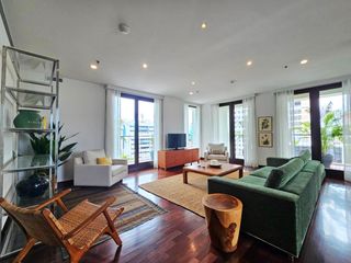 For rent 4 bedrooms condo in Sathon, Bangkok