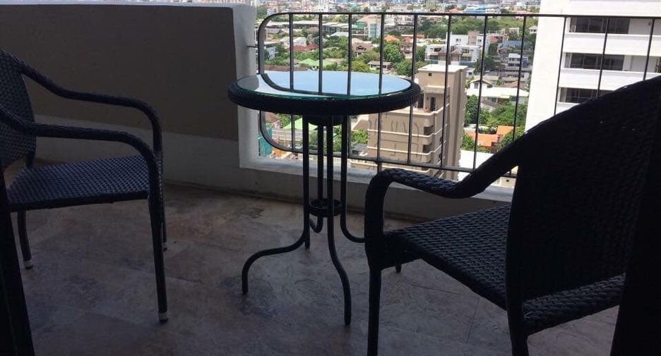 For rent 2 bedrooms condo in Watthana, Bangkok