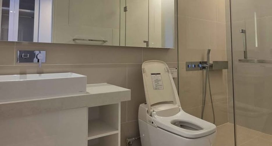 À louer et à vendre 1 chambre condo à Sathon, Bangkok