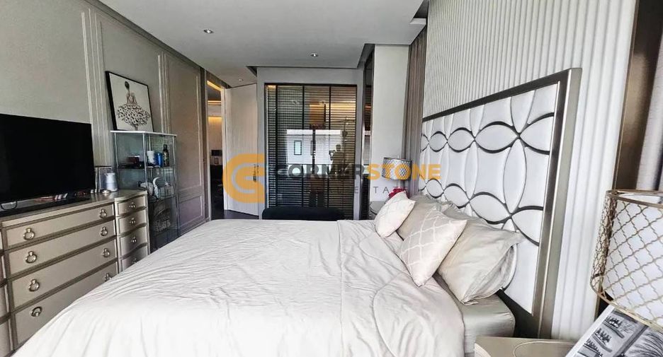 Casa en alquiler de 4 habitaciones en Bang Lamung, Chonburi