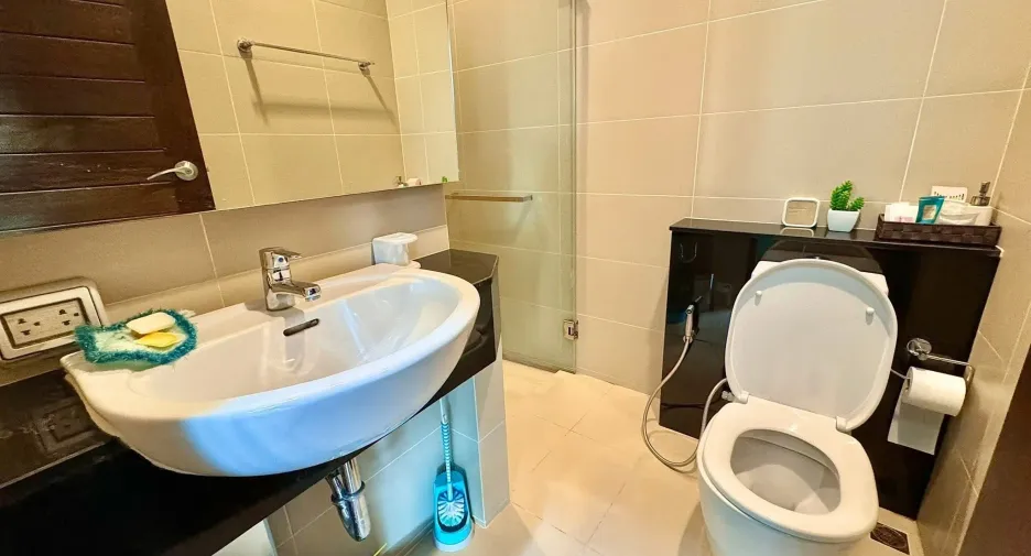 Condo en alquiler de 2 habitaciones en Mueang Chiang Mai, Chiang Mai