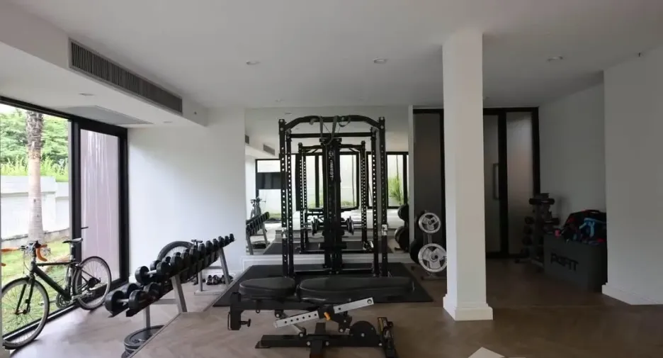 À vendre 5 chambres villa à Pak Kret, Nonthaburi