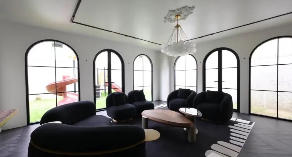 À vendre 5 chambres villa à Pak Kret, Nonthaburi