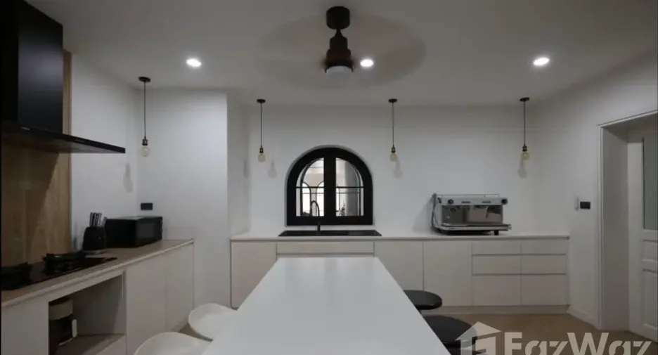 À vendre 5 chambres villa à Pak Kret, Nonthaburi