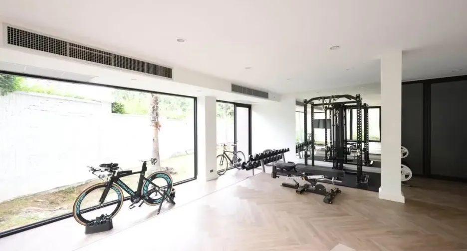 À vendre 5 chambres villa à Pak Kret, Nonthaburi