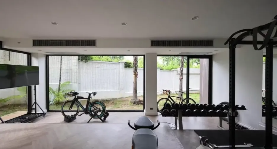 À vendre 5 chambres villa à Pak Kret, Nonthaburi