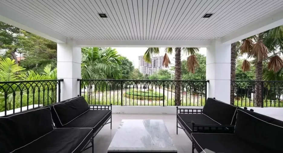 À vendre 5 chambres villa à Pak Kret, Nonthaburi