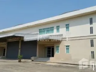 Haus zum Kauf mit Studio in Krathum Baen, Samut Sakhon
