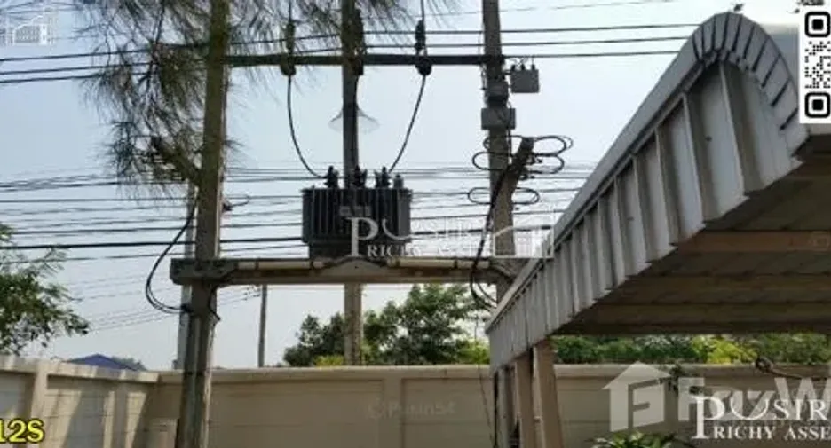 Haus zum Kauf mit Studio in Krathum Baen, Samut Sakhon