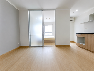 For sale 1 bed condo in Wang Thonglang, Bangkok