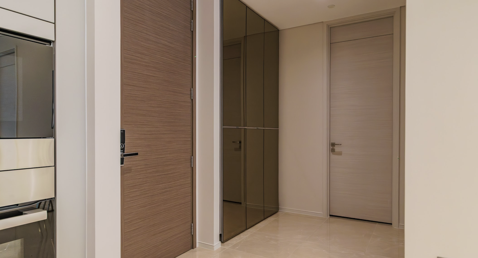 Condo en alquiler de 2 habitaciones en Pathum Wan, Bangkok