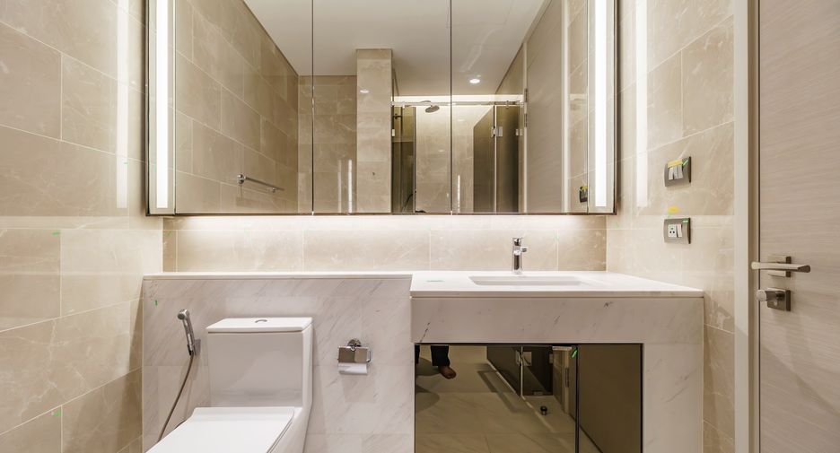 Condo en alquiler de 2 habitaciones en Pathum Wan, Bangkok
