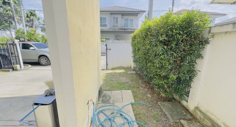 For rent 3 bedrooms house in San Kamphaeng, Chiang Mai