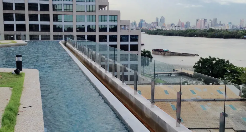 For sale 2 ベッドルーム condo in Yan Nawa, Bangkok