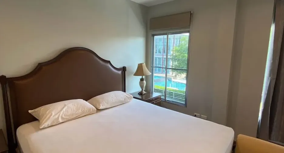 Аренда 4 спальни дом в Mueang Samut Prakan, Самутпракан