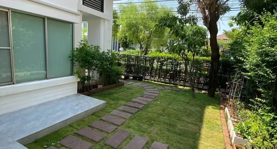Аренда 4 спальни дом в Mueang Samut Prakan, Самутпракан