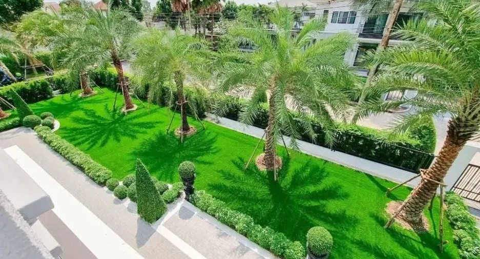 For rent and for sale 5 bedrooms house in Lat Krabang, Bangkok