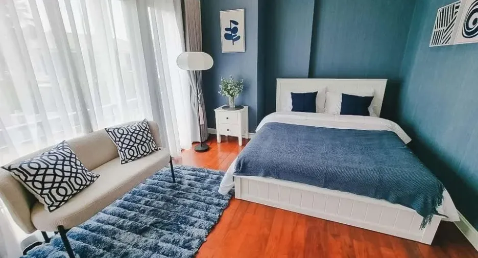 For rent and for sale 5 bedrooms house in Lat Krabang, Bangkok