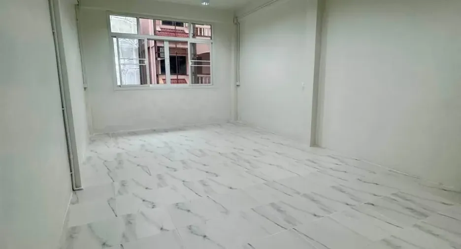 For rent 4 bedrooms retail Space in Sathon, Bangkok