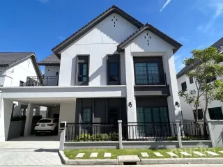Аренда 4 спальни дом в Bang Phli, Самутпракан