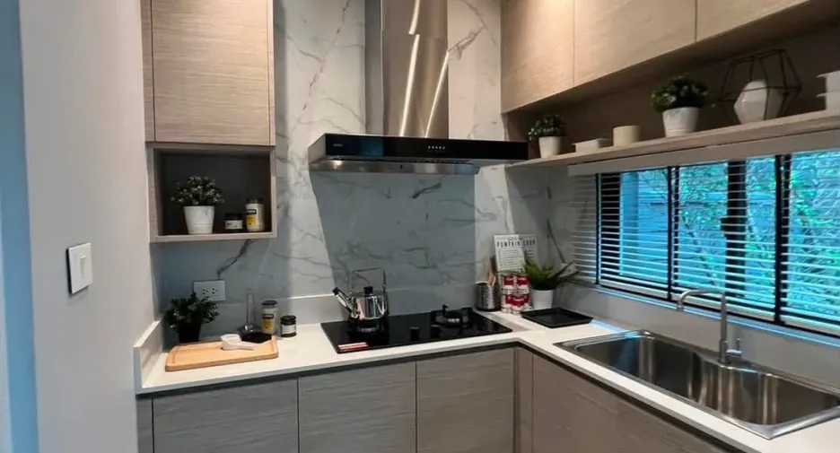 For rent 3 ベッドルーム townhouse in Saphan Sung, Bangkok