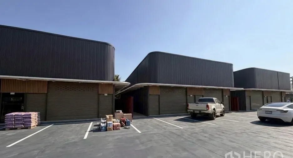 For rent warehouse in Suan Luang, Bangkok