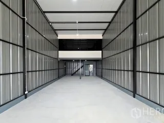 For rent warehouse in Suan Luang, Bangkok