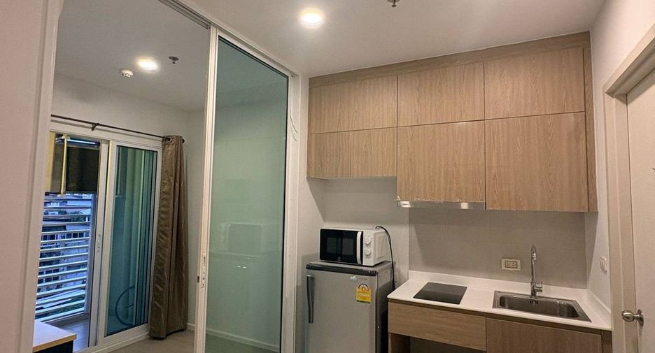 Wohnung zum Kauf mit 1 Zimmer in Bang Phlat, Bangkok