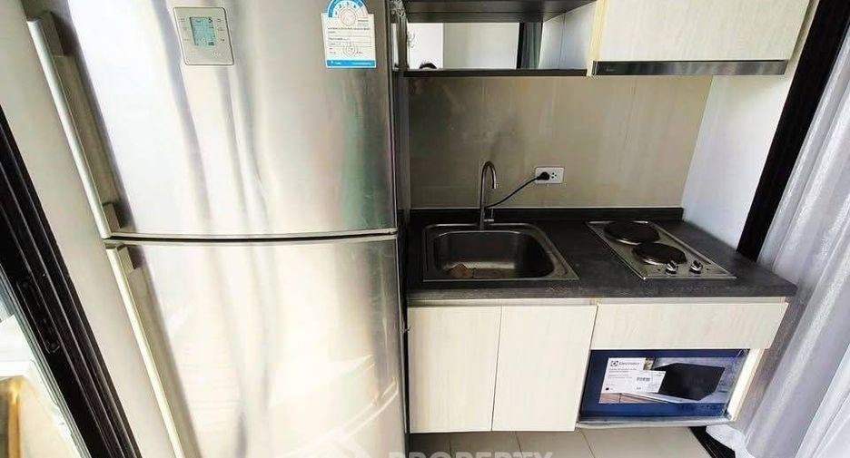 À vendre 2 chambres condo à Watthana, Bangkok