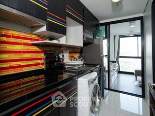 For rent 2 bedrooms condo in Huai Khwang, Bangkok