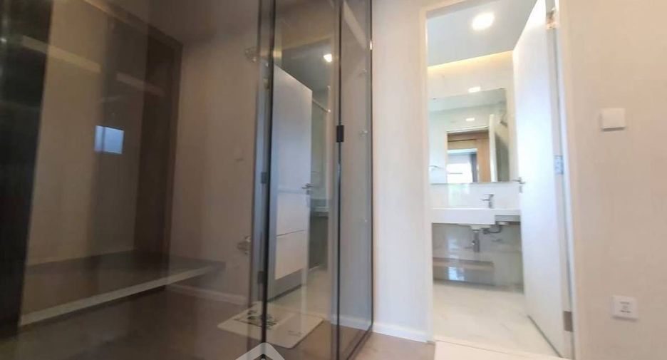 Casa en alquiler de 4 habitaciones en Prawet, Bangkok