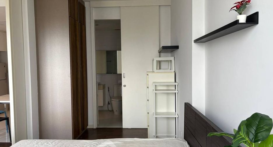 Condo en alquiler de 1 habitaciones en Sathon, Bangkok