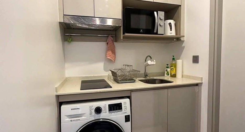 Condo en alquiler de 1 habitaciones en Sathon, Bangkok