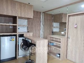 Продажа 1 кровать кондо в Ратчатхещи, Бангкок