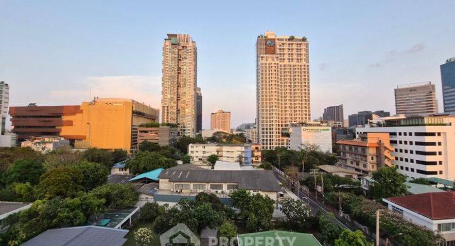 For sale 1 Beds condo in Khlong Toei, Bangkok