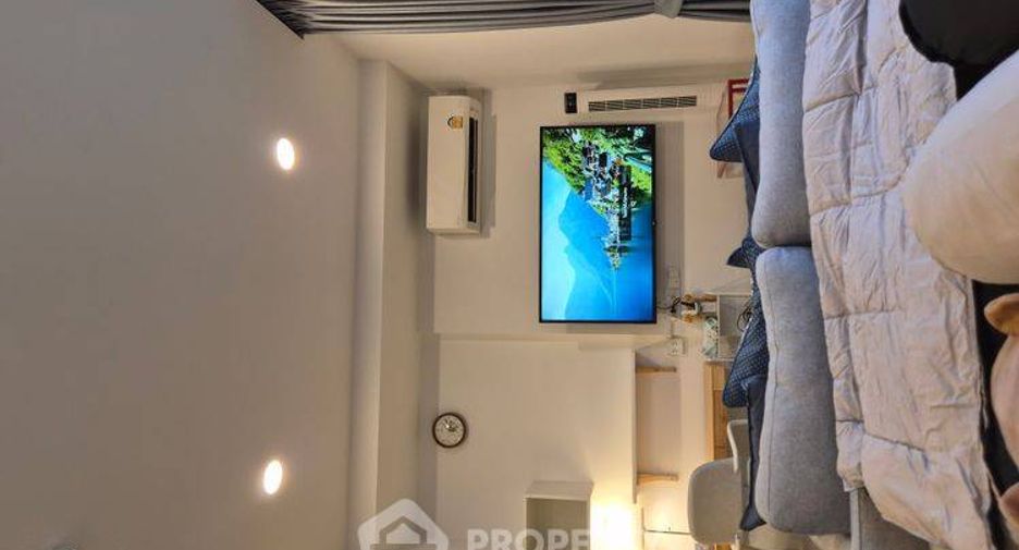 For sale 1 Beds condo in Khlong Toei, Bangkok