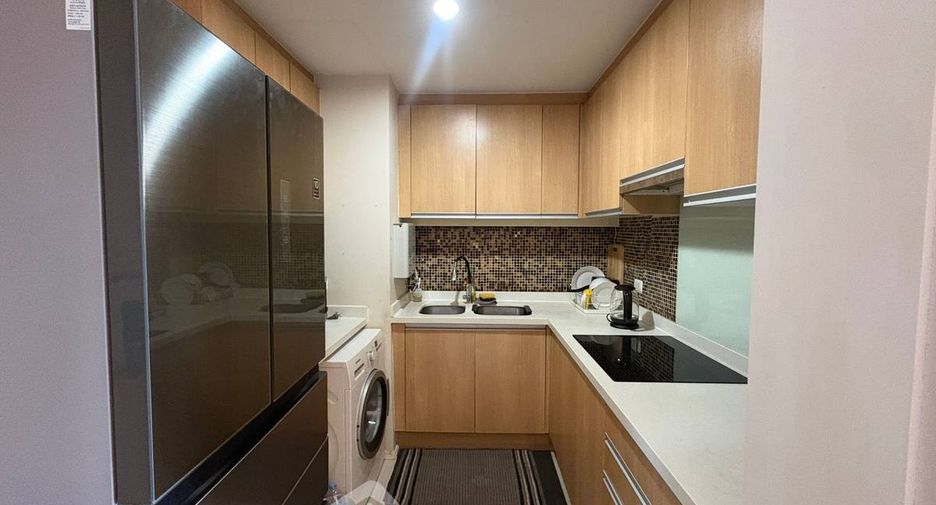 Продажа 2 спальни кондо в Щаттхана, Бангкок