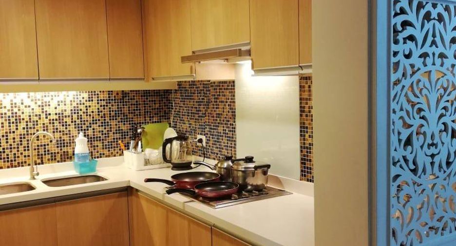 Продажа 2 спальни кондо в Щаттхана, Бангкок