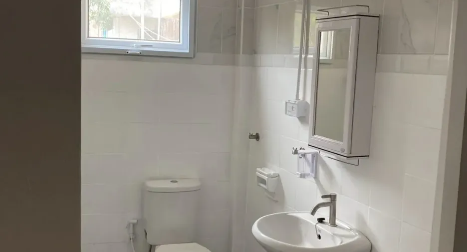 For rent 4 bedrooms house in Mueang Chiang Mai, Chiang Mai