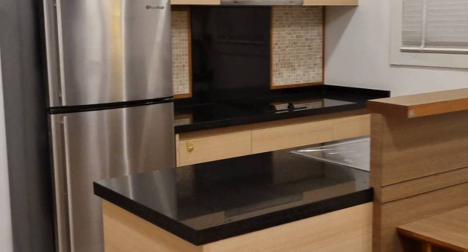 For sale 1 bed condo in Watthana, Bangkok