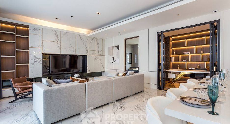Condo en venta de 3 habitaciones en Watthana, Bangkok