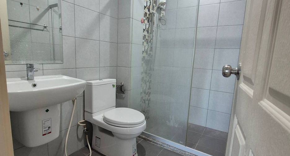 À vendre 1 chambre condo à Thon Buri, Bangkok