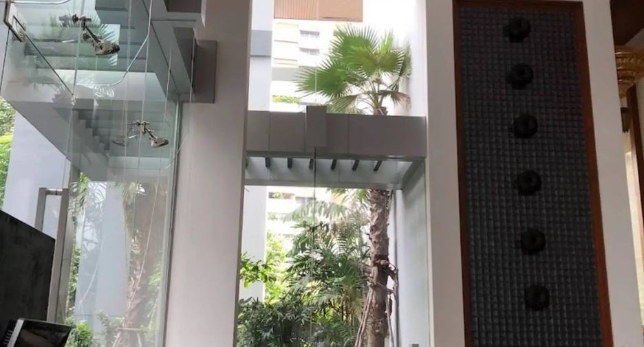For sale 2 bedrooms condo in Watthana, Bangkok
