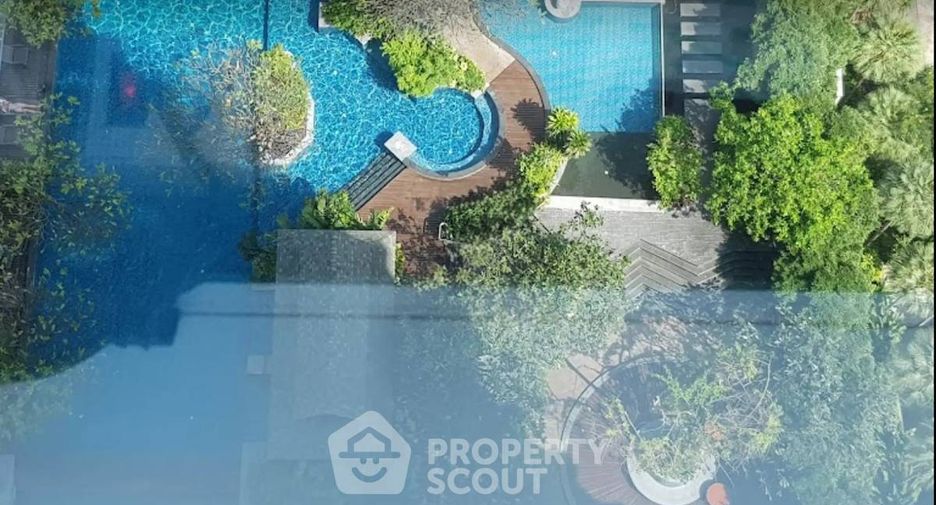 For sale 2 bedrooms condo in Watthana, Bangkok