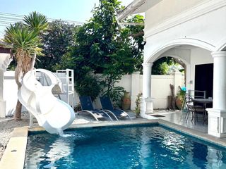 À louer et à vendre 3 chambres maison à Na Jomtien, Pattaya